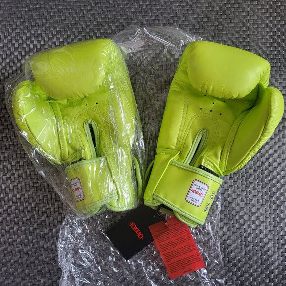 "YOKKAO" - Boxing Gloves 10oz / 100% Genuine Cowhide Leather - Picture 4 of 12